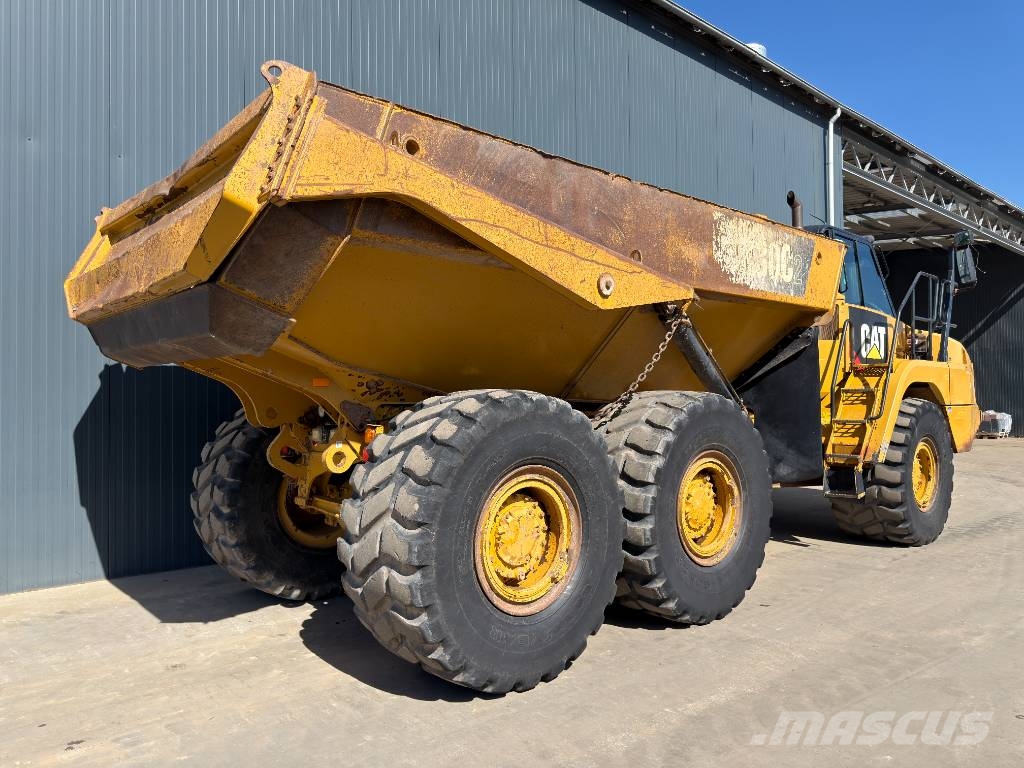 CAT 730C2 Tombereau articulé