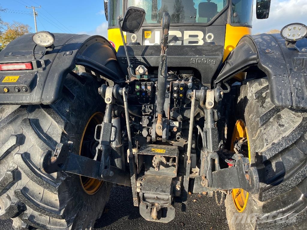 JCB Fastrac 4220 Traktorid