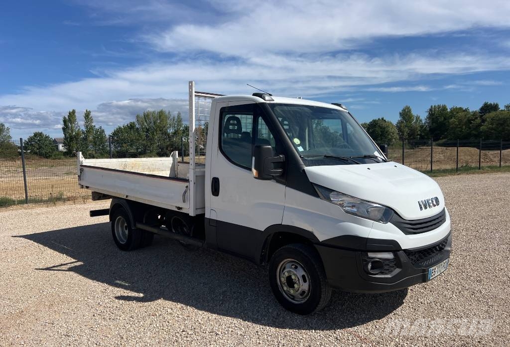 Iveco Daily 35-140 Tipper trucks