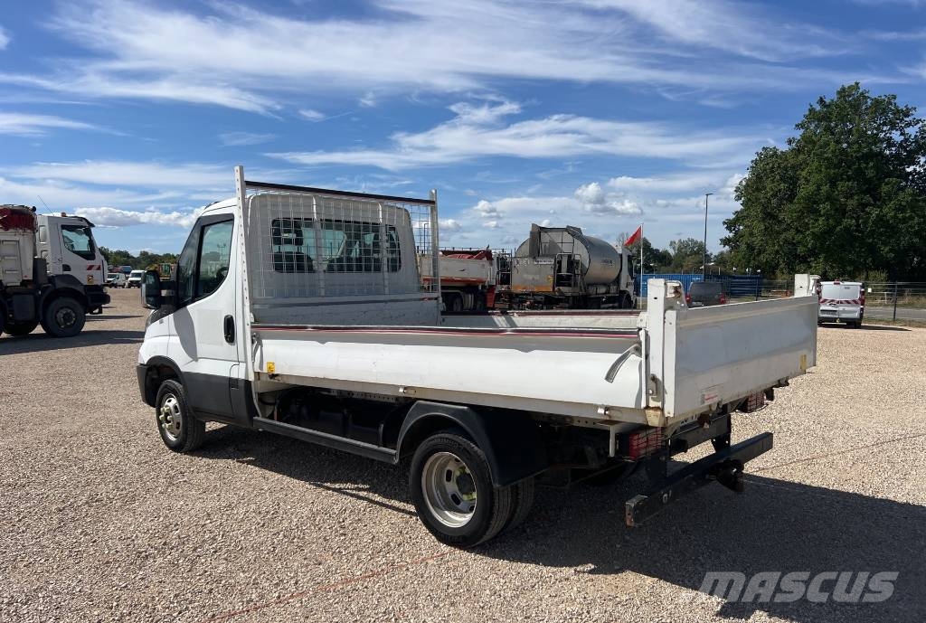 Iveco Daily 35-140 Tipper trucks