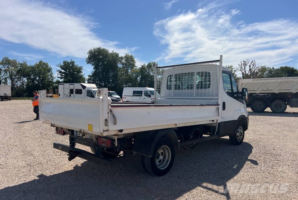 Iveco Daily 35-140 Tipper trucks