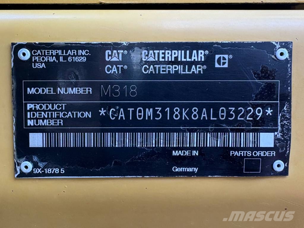 CAT M 318 Wielgraafmachines