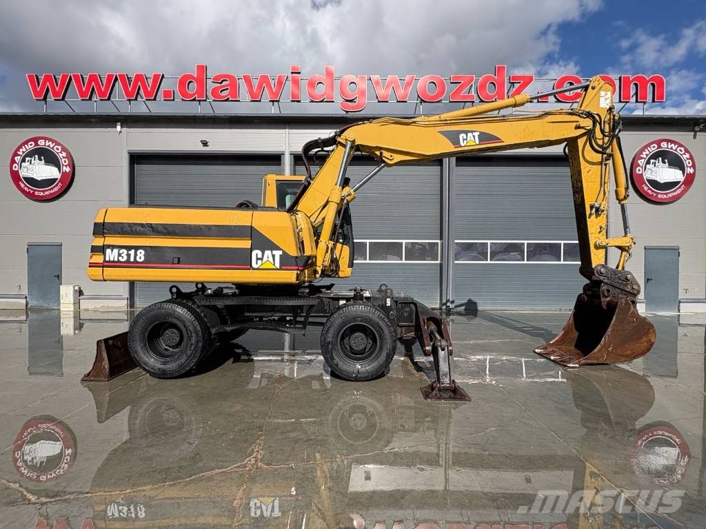 CAT M 318 Wielgraafmachines