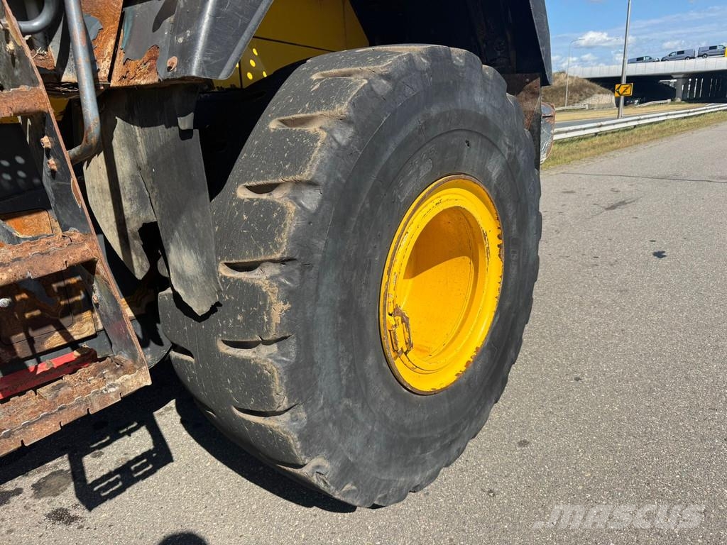 Komatsu WA430-6 Фронтальные погрузчики