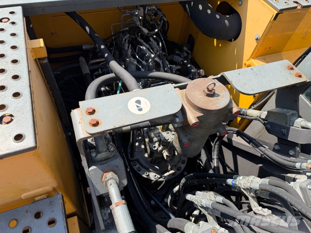 Volvo EC300EL trimble gcs900 engcon rotortilt 3x bucke Excavadoras sobre orugas