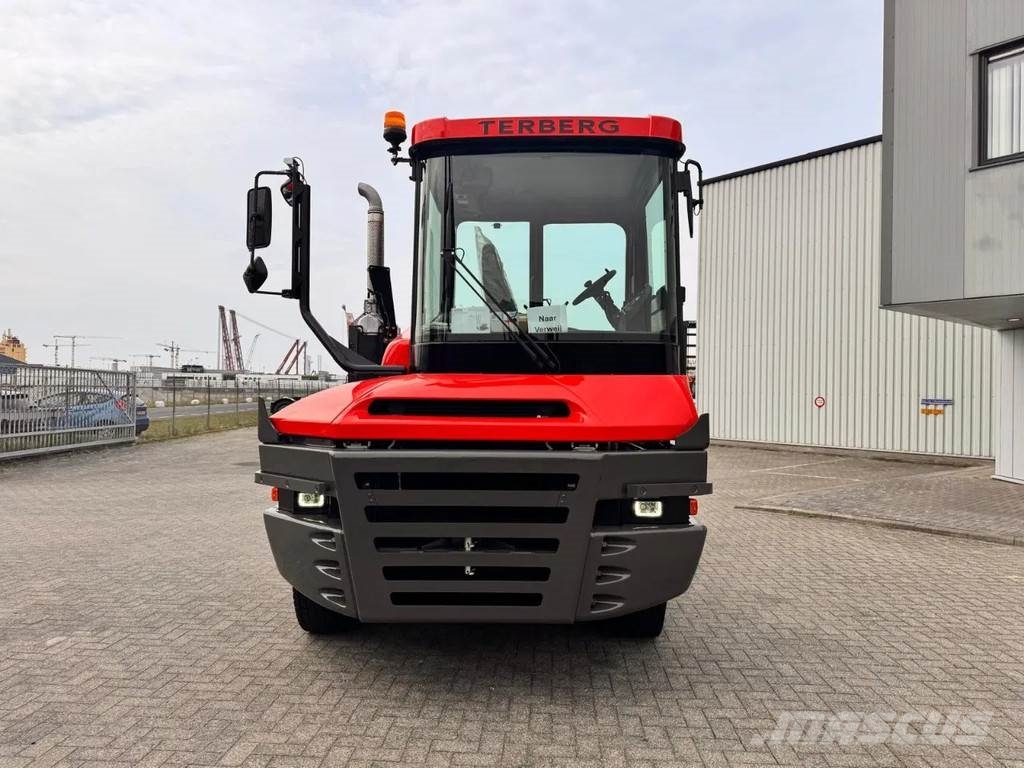 Terberg RT 223 4x4 35t Терминальные тягачи