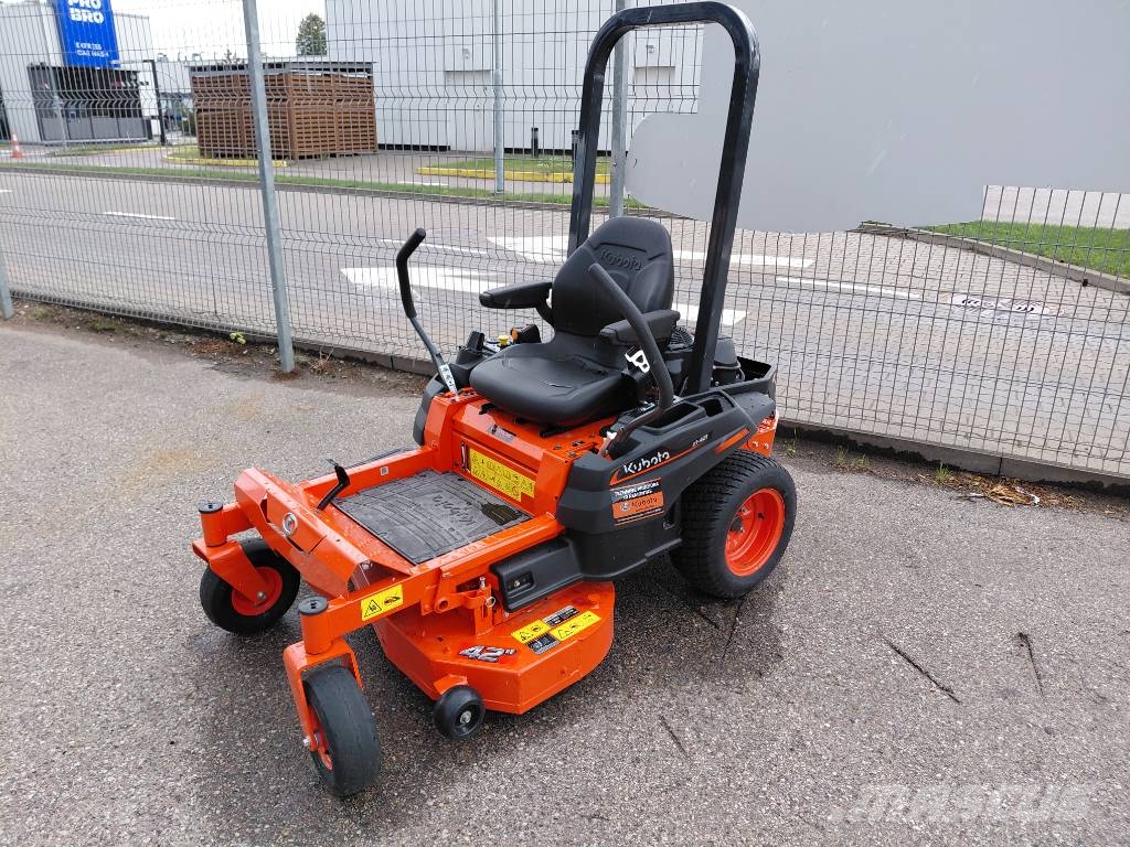 Kubota Z1-421 Zero-turn klippere