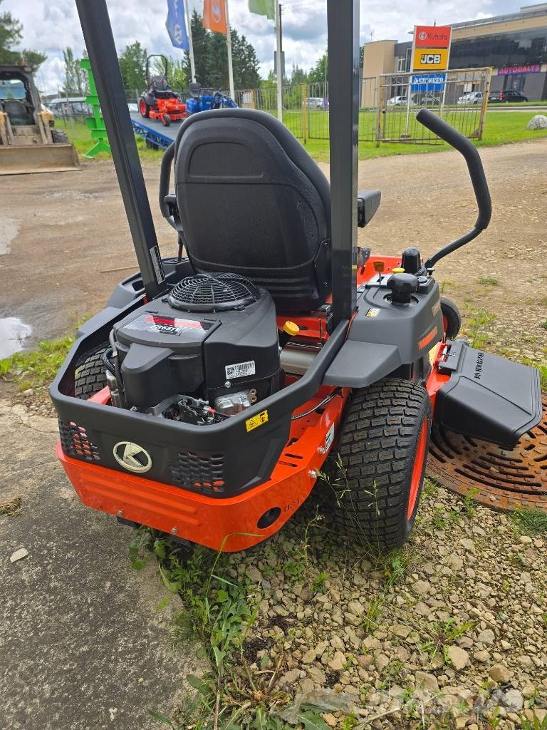 Kubota Z1-421 Zero-turn klippere