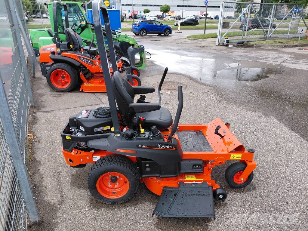 Kubota Z1-421 Zero-turn klippere