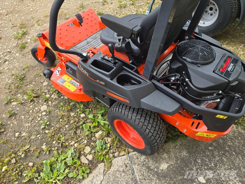 Kubota Z1-421 Zero-turn klippere
