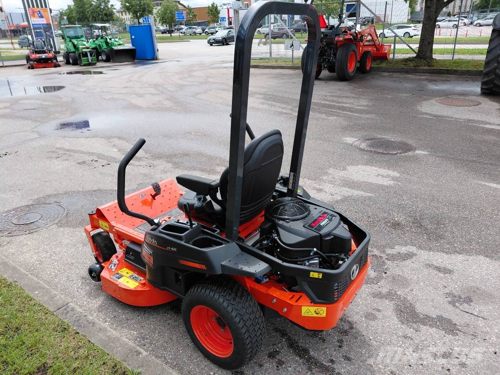 Kubota Z1-421 Zero-turn klippere