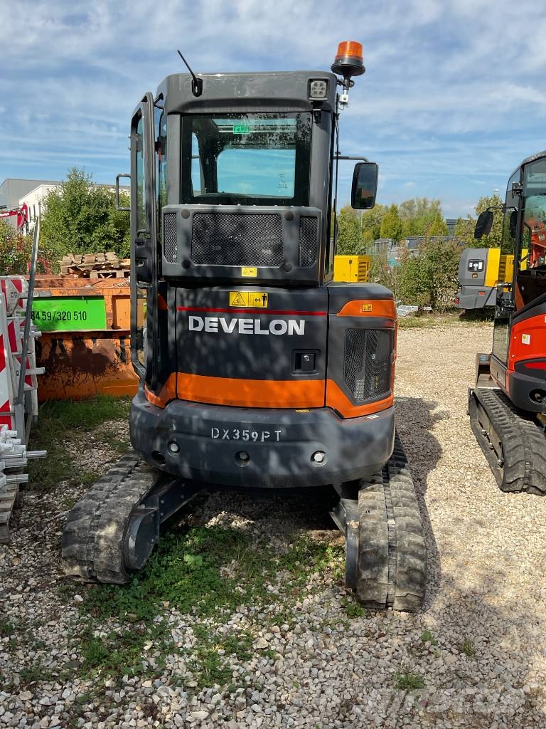 Develon Kurzheckbagger DX 35 Z-7 Crawler excavators
