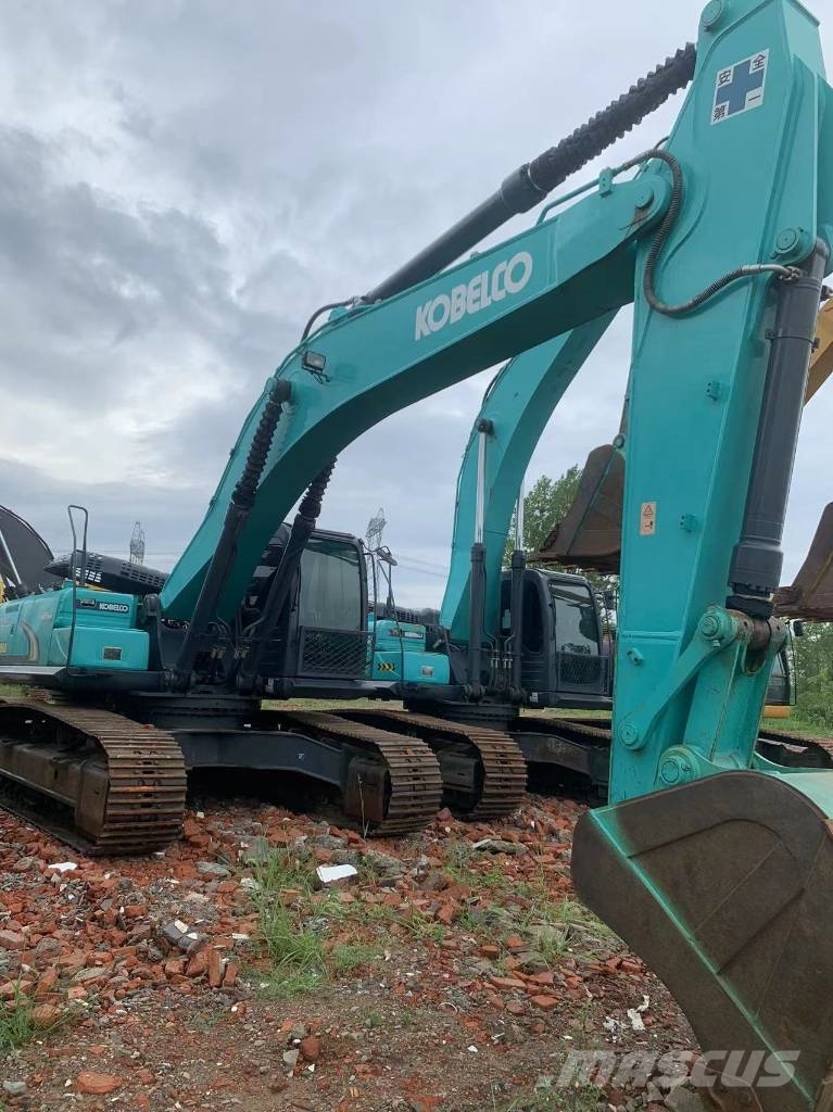Kobelco SK 330 履带挖掘机