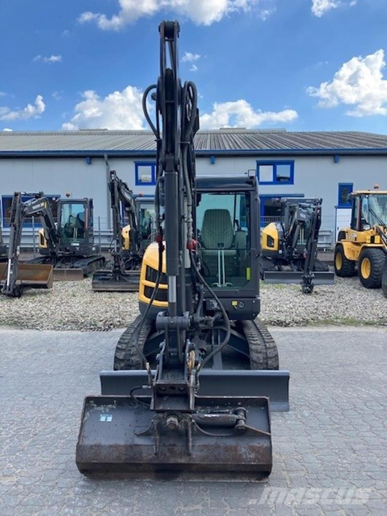 Volvo EC35D 小型挖掘机