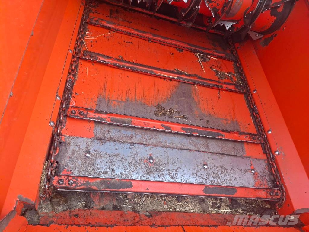 Kuhn 2060 S آلات تمزيق الحزم وتقطيعها ونشرها