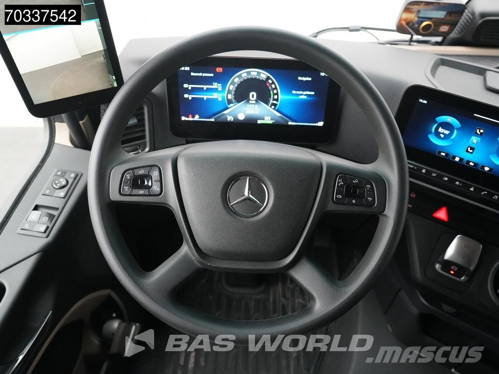 Mercedes-Benz Actros 1846 4X2 StreamSpace ACC Navi 70% Tyres! Sattelzugmaschinen