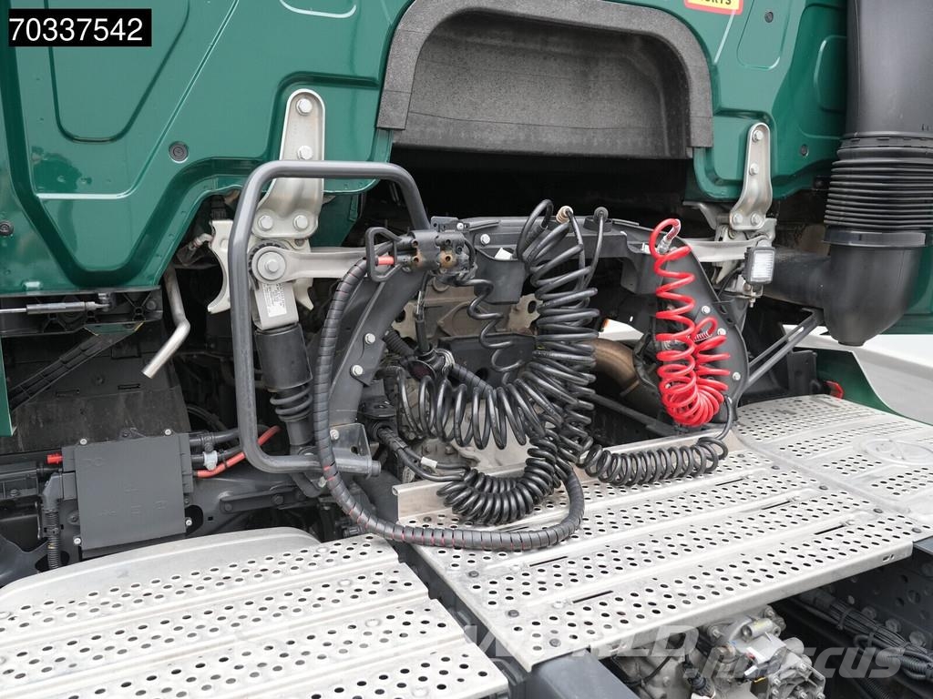 Mercedes-Benz Actros 1846 4X2 StreamSpace ACC Navi 70% Tyres! Sattelzugmaschinen