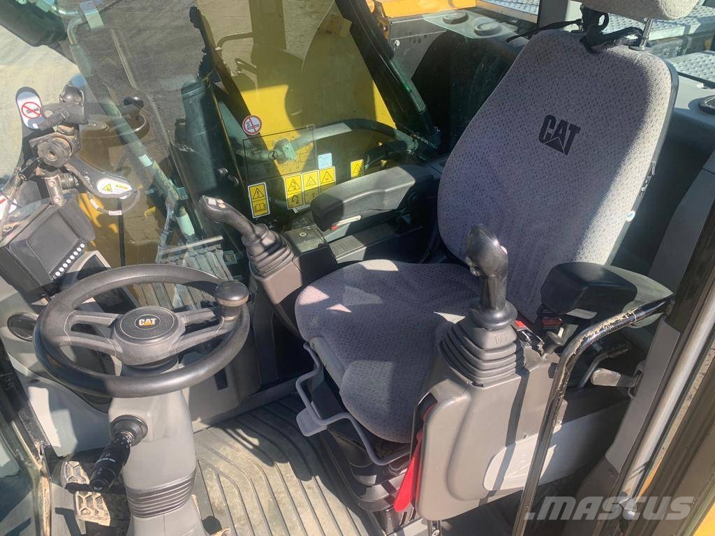 CAT M320F Wielgraafmachines