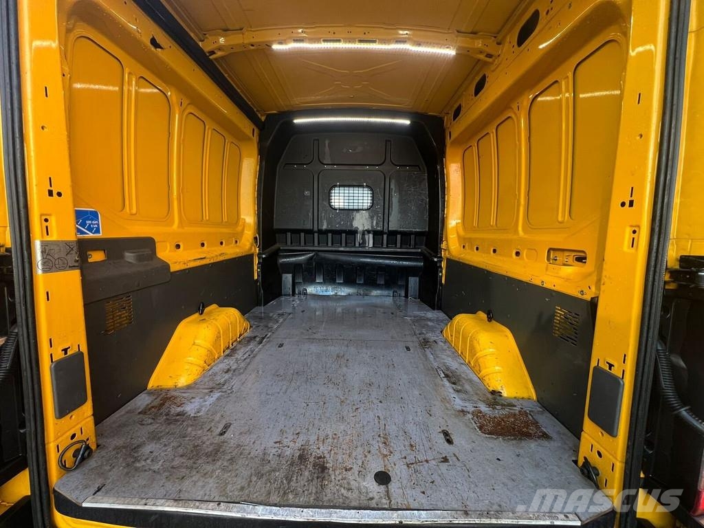 Ford Transit Vehículos de caha cerrada