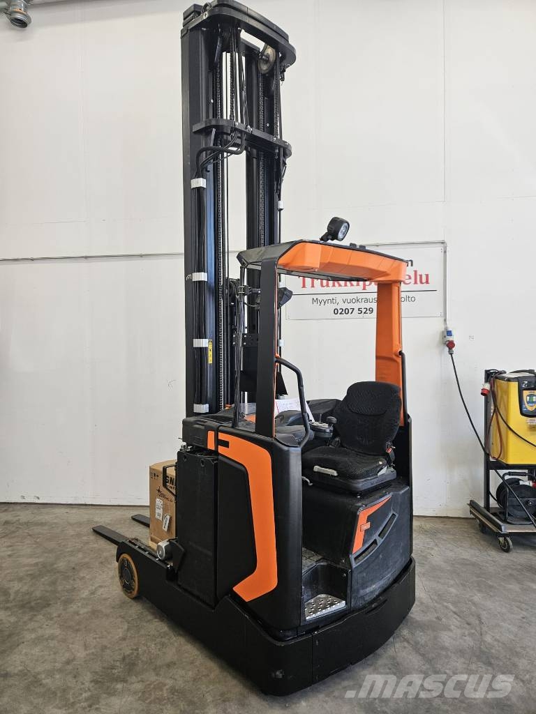 Rocla HX 16 F Reachtruck voor hoog niveau