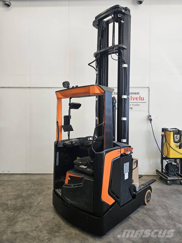 Rocla HX 16 F Reachtruck voor hoog niveau