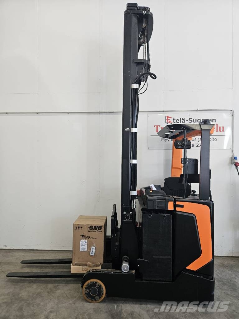 Rocla HX 16 F Reachtruck voor hoog niveau
