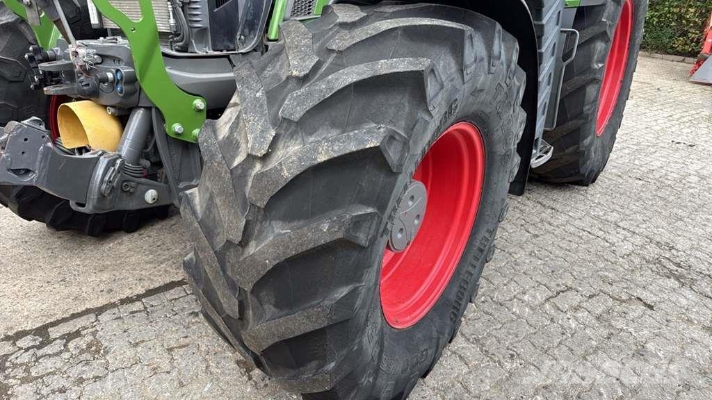 Fendt 722 Vario S 4 Tractor Units