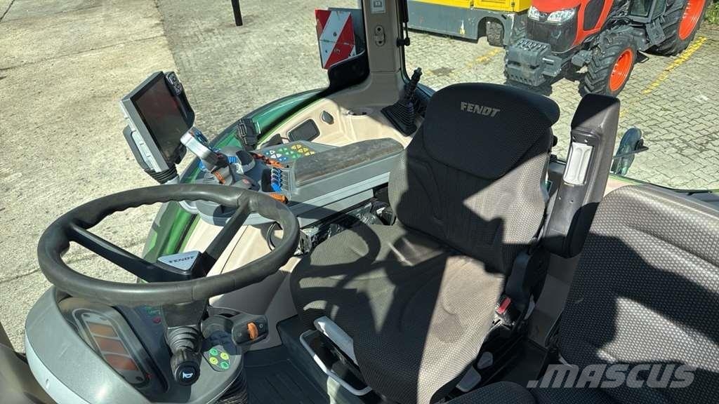 Fendt 722 Vario S 4 Tractor Units