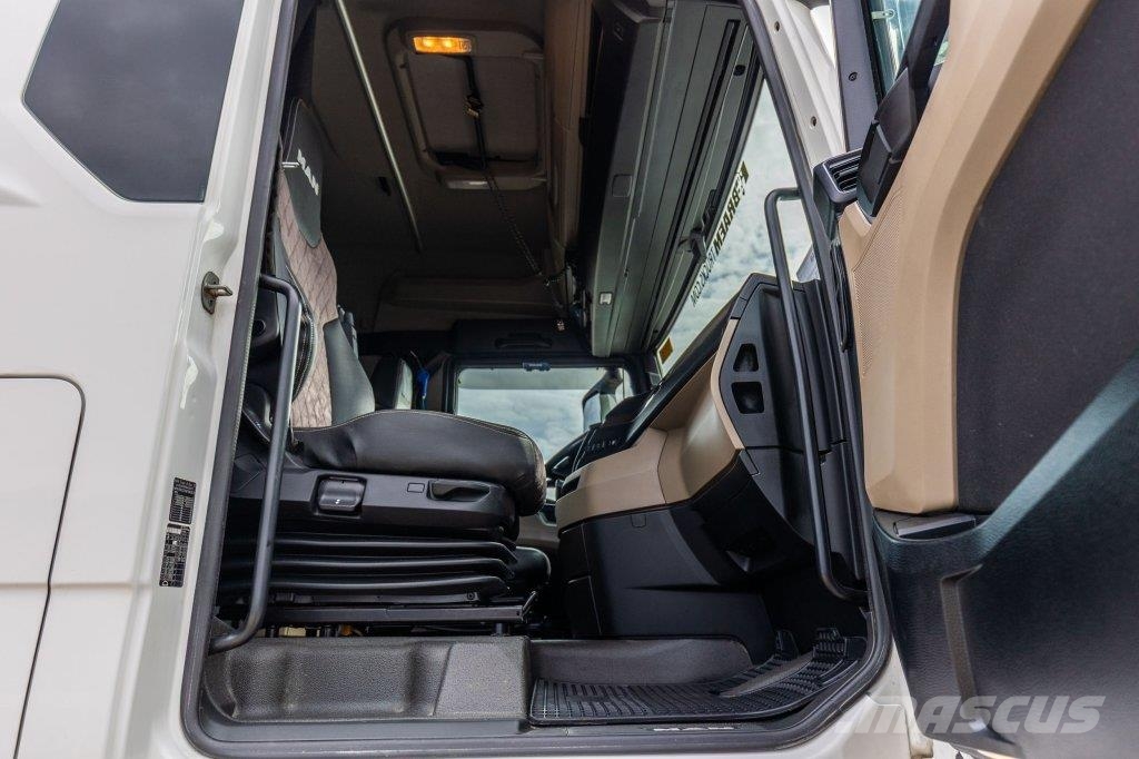 MAN TGX 18.510 LLS+INTARDER+HYDR وحدات الجر