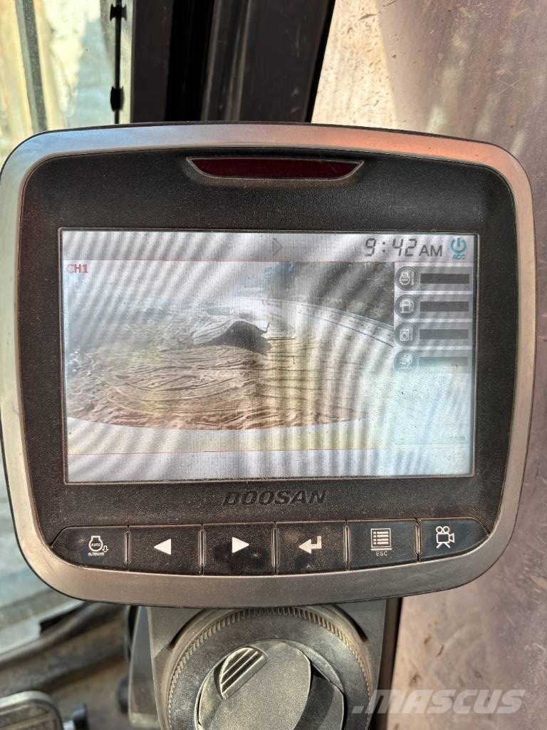 Doosan DX 300 LC-5 Excavadoras sobre orugas