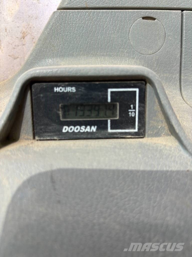 Doosan DX 300 LC-5 Excavadoras sobre orugas