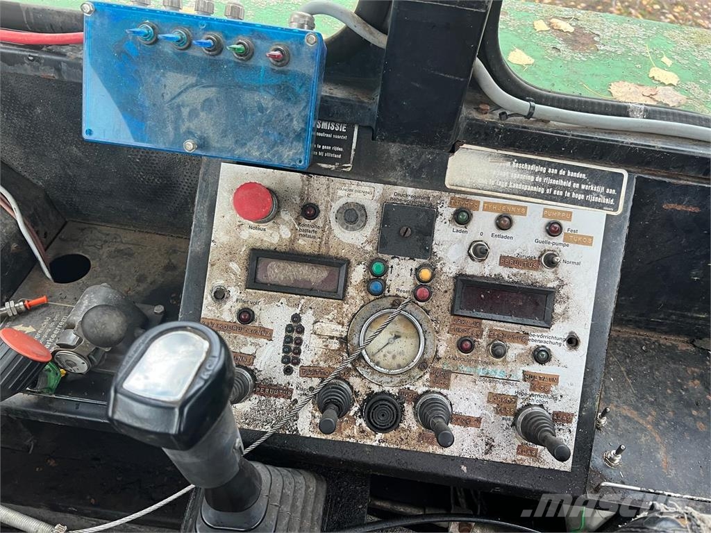 TerraGator 2204 Weitere Düngemaschinen