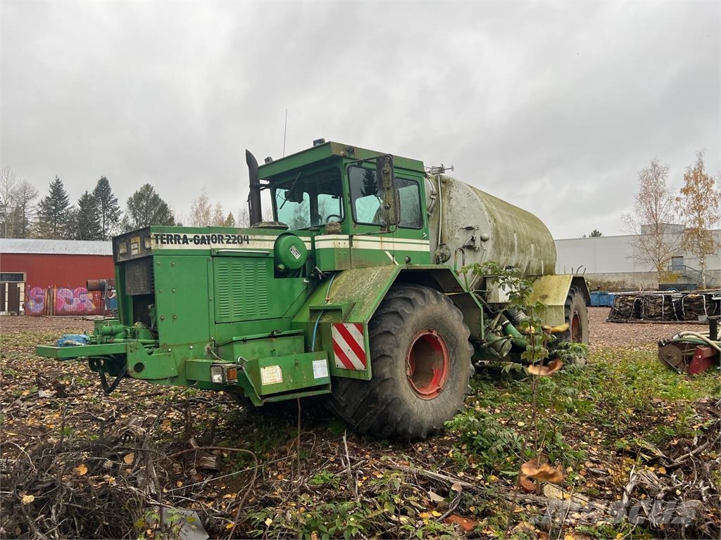 TerraGator 2204 Weitere Düngemaschinen