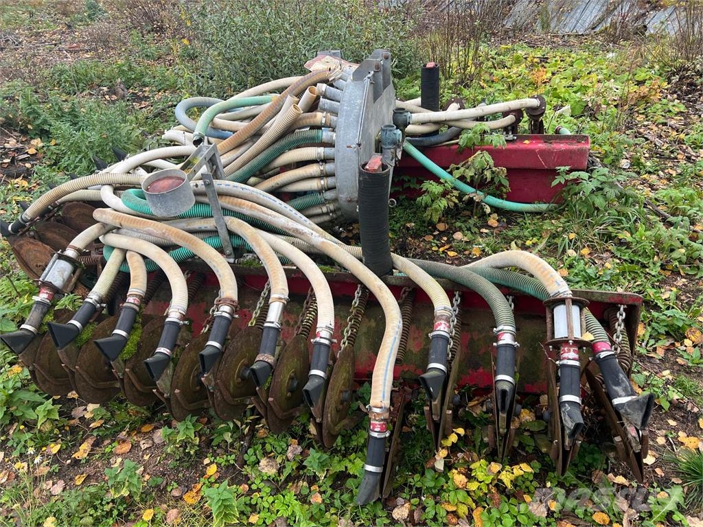 TerraGator 2204 Weitere Düngemaschinen