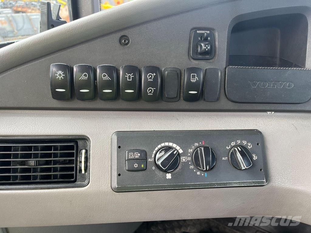 Volvo A25G ساحبات مفصلية
