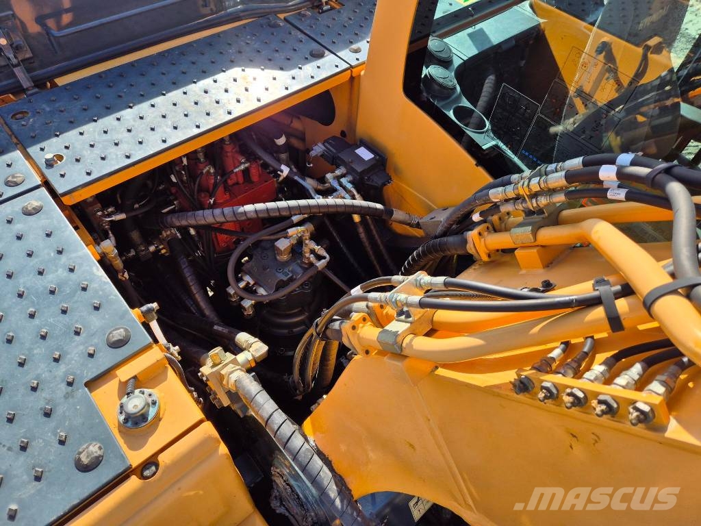 Hyundai R 220 LC-9A Excavadoras sobre orugas