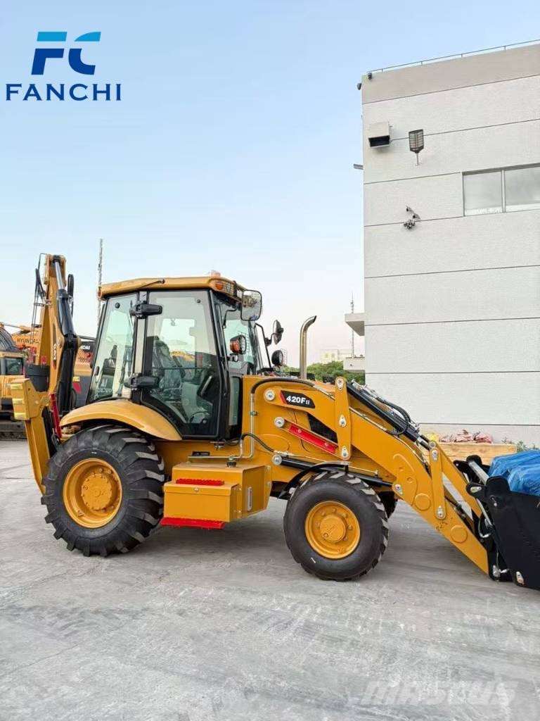CAT 420 F لوادر ذات جرافات عكسية