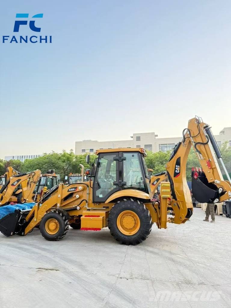 CAT 420 F لوادر ذات جرافات عكسية
