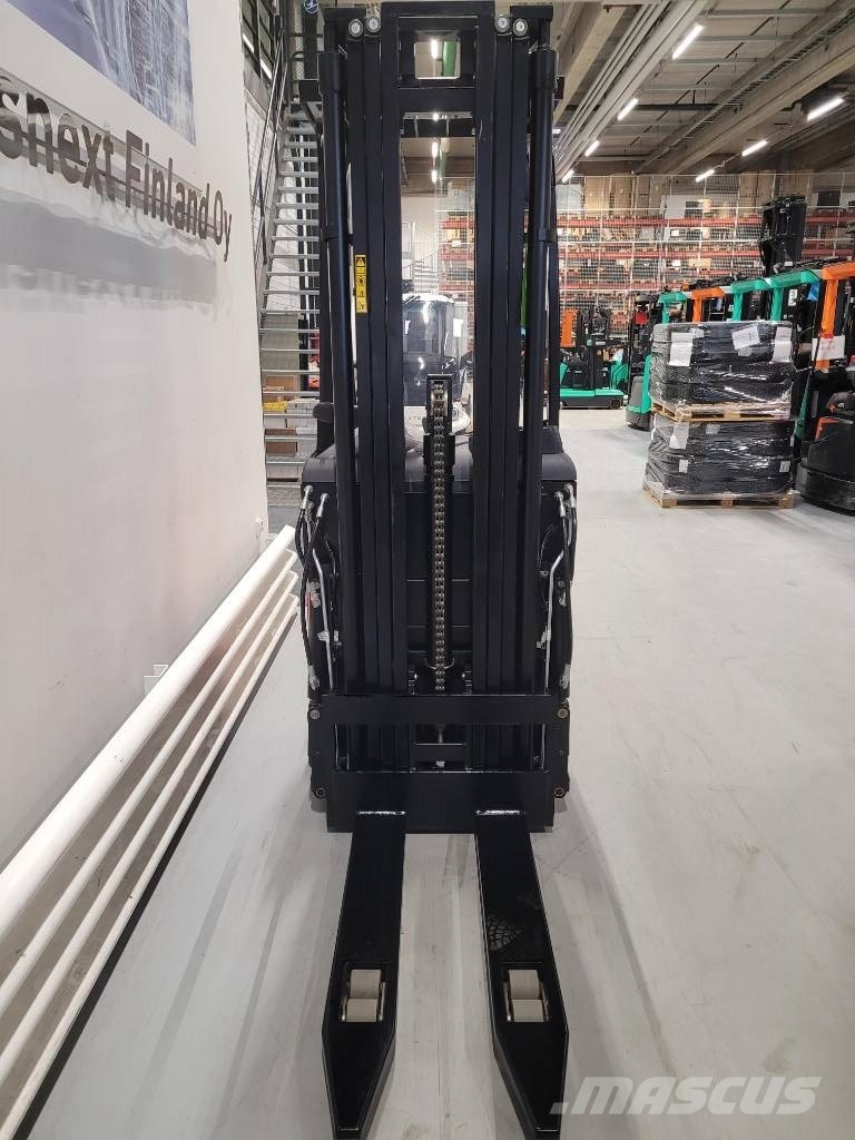 Rocla SST 16 AC MYYTY / SOLD شاحنات مناولة ذاتية الدفع