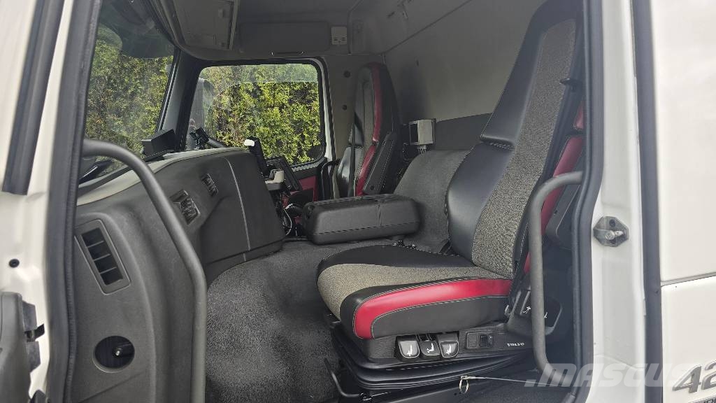 Volvo FM13 420 6x2 euro6 Šiukšliavežės