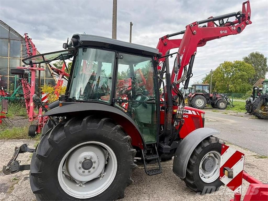 Massey Ferguson 3640 Xtra + FL Traktoren