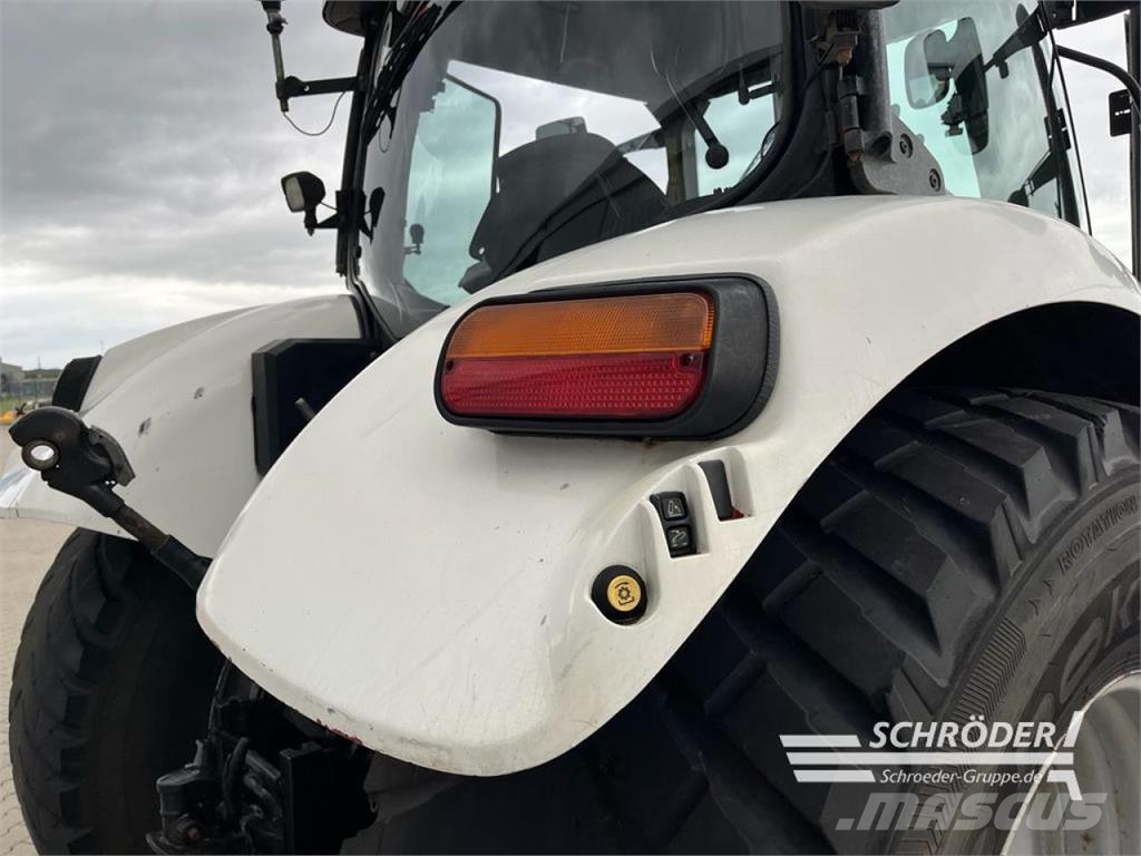 Case IH MAXXUM 130 CVX Tractoren