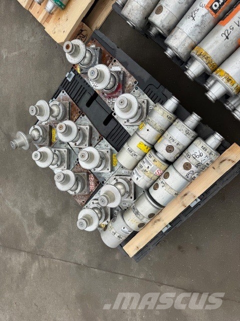 Rexroth HOLMATRO USED CYLIDERS COMPLET Hydraulik