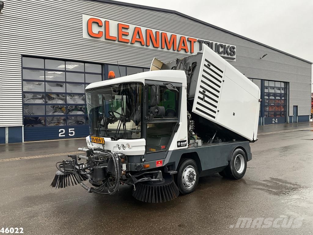 Ravo 580 with 3-rd brush 청소 트럭