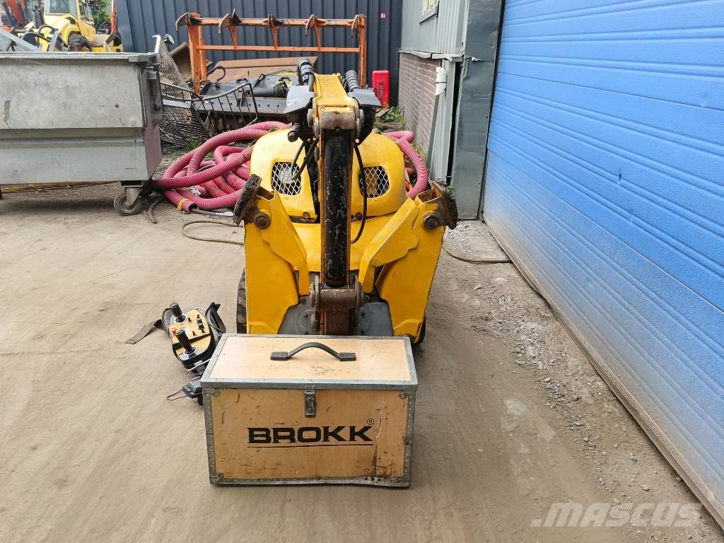 Brokk 100 husqvarna robot remote excavator digger bagger Excavadoras de demolición