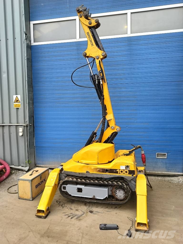 Brokk 100 husqvarna robot remote excavator digger bagger Excavadoras de demolición
