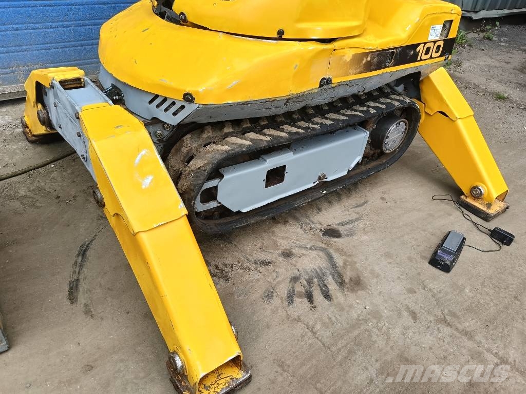 Brokk 100 husqvarna robot remote excavator digger bagger Excavadoras de demolición