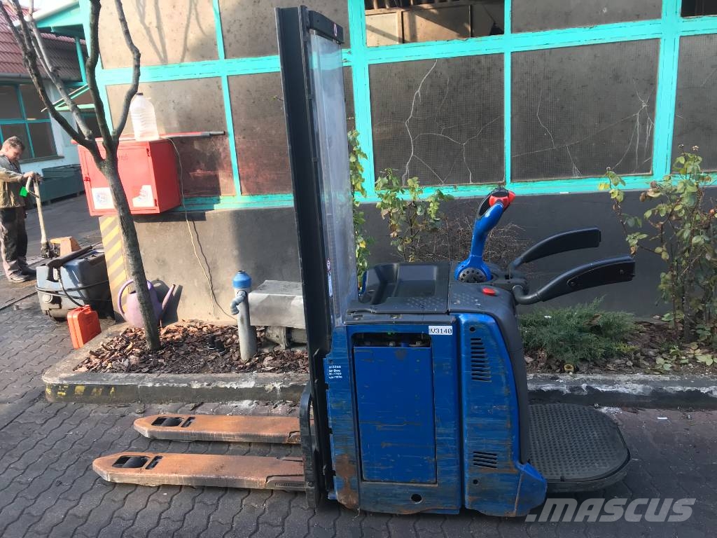 Linde L12LAP V-3140 OB Apiladores eléctricos autopropulsados
