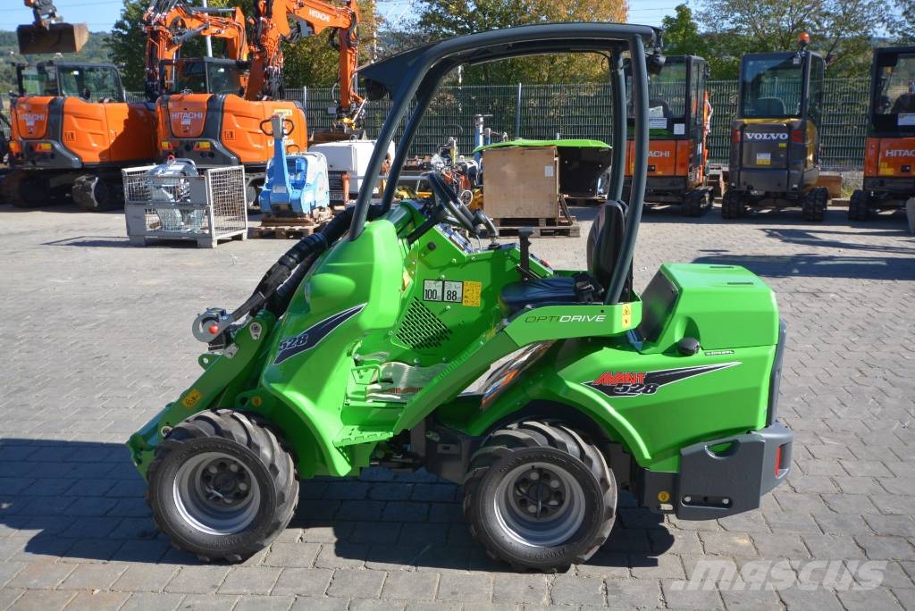 Avant 528 Minilader