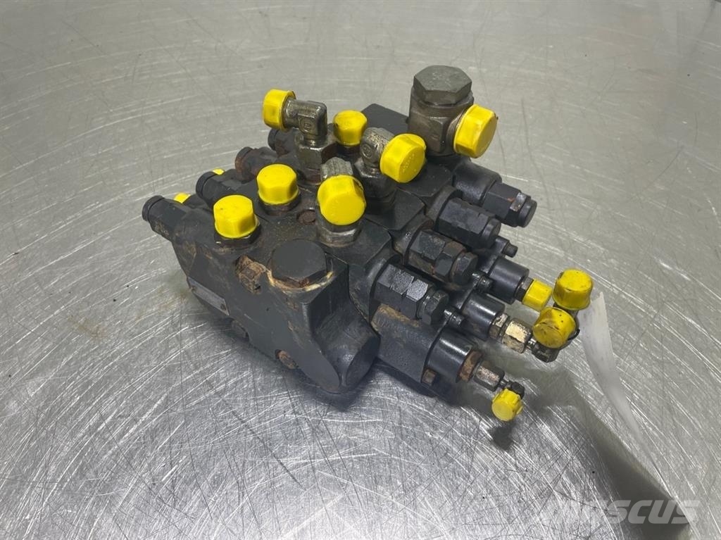 Volvo L30D-ZM2810714-Valve/Ventile/Ventiel Hidraulika
